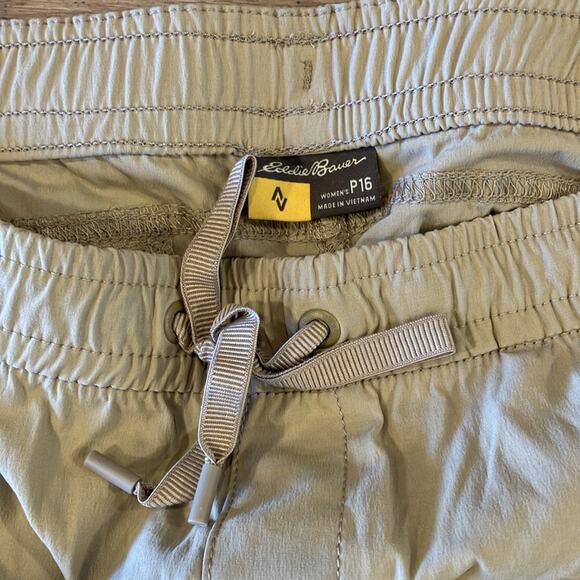 EDDIE BAUER Women's Khaki Drawstring Pant Size 16P - Picture 4 of 10